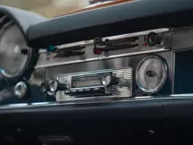 Mercedes-Benz 250 SL 250 SL | Hardtop thumbnail 11