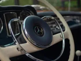 Mercedes-Benz 250 SL 250 SL | Hardtop thumbnail 19