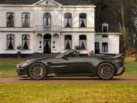 Aston Martin V12 Vantage Roadster | Nr. 211/249 | Pentland Green by Q | Briljant!