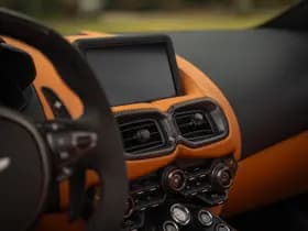 Aston Martin V12 Vantage Roadster | Nr. 211/249 | Pentland Green by Q | Briljant! thumbnail 47