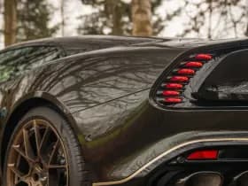 Aston Martin Vanquish | Minotaur Green | Bronze dreamlines thumbnail 13