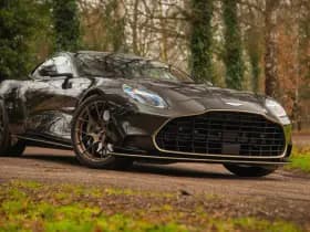 Aston Martin Vanquish | Minotaur Green | Bronze dreamlines thumbnail 14