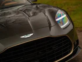 Aston Martin Vanquish | Minotaur Green | Bronze dreamlines thumbnail 18