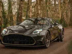Aston Martin Vanquish | Minotaur Green | Bronze dreamlines thumbnail 25
