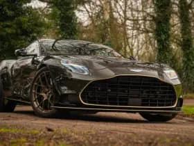 Aston Martin Vanquish | Minotaur Green | Bronze dreamlines thumbnail 29