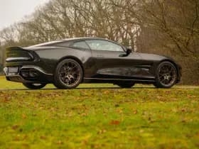 Aston Martin Vanquish | Minotaur Green | Bronze dreamlines thumbnail 34