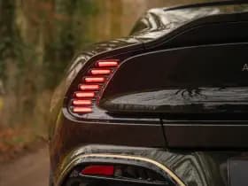 Aston Martin Vanquish | Minotaur Green | Bronze dreamlines thumbnail 38