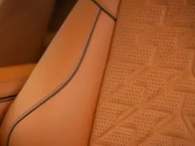 Aston Martin Vanquish | Minotaur Green | Bronze dreamlines thumbnail 64