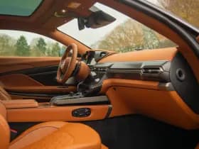 Aston Martin Vanquish | Minotaur Green | Bronze dreamlines thumbnail 70