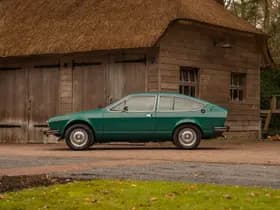 Alfa Romeo Romeo Alfetta GTV 2000 thumbnail 4
