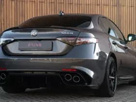 Alfa Romeo Romeo Giulia 2.9 V6 Quadrifoglio MY25 thumbnail 19