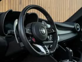 Alfa Romeo Romeo Giulia 2.9 V6 Quadrifoglio MY25 thumbnail 7