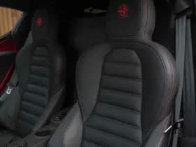 Alfa Romeo Romeo 4C 1750TBI thumbnail 4