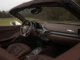 Ferrari 458 4.5 V8 Spider thumbnail 10