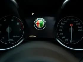 Alfa Romeo Romeo Giulia 2.0T B-Tech thumbnail 11