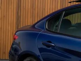 Alfa Romeo Romeo Giulia 2.0T B-Tech thumbnail 15