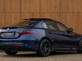 Alfa Romeo Romeo Giulia 2.0T B-Tech thumbnail 4