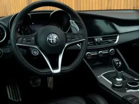 Alfa Romeo Romeo Giulia 2.0T B-Tech thumbnail 10