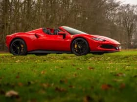 Ferrari 296 GTS 3.0 V6 thumbnail 3