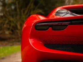 Ferrari 296 GTS 3.0 V6 thumbnail 34