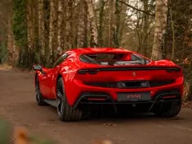 Ferrari 296 GTS 3.0 V6 thumbnail 6