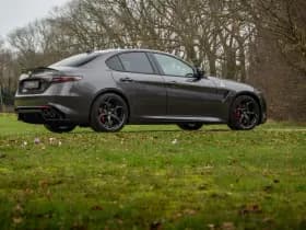 Alfa Romeo Romeo Giulia 2.9 V6 Quadrifoglio MY25 thumbnail 25