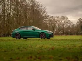 Alfa Romeo Romeo Giulia 2.9 V6 Quadrifoglio MY25 thumbnail 2