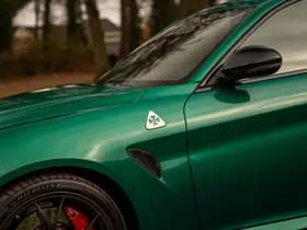 Alfa Romeo Romeo Giulia 2.9 V6 Quadrifoglio MY25 thumbnail 32