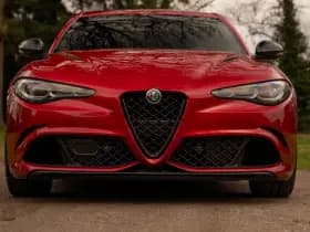 Alfa Romeo Romeo Giulia 2.9 V6 Quadrifoglio MY26 thumbnail 2