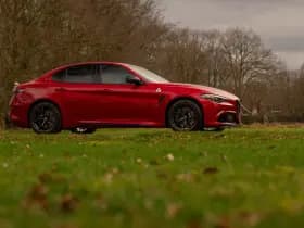 Alfa Romeo Romeo Giulia 2.9 V6 Quadrifoglio MY26 thumbnail 3