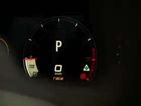 Alfa Romeo Romeo Giulia 2.9 V6 Quadrifoglio MY26 thumbnail 32