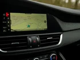 Alfa Romeo Romeo Giulia 2.9 V6 Quadrifoglio MY26 thumbnail 34