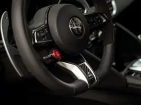 Alfa Romeo Romeo Giulia 2.9 V6 Quadrifoglio MY26 thumbnail 43