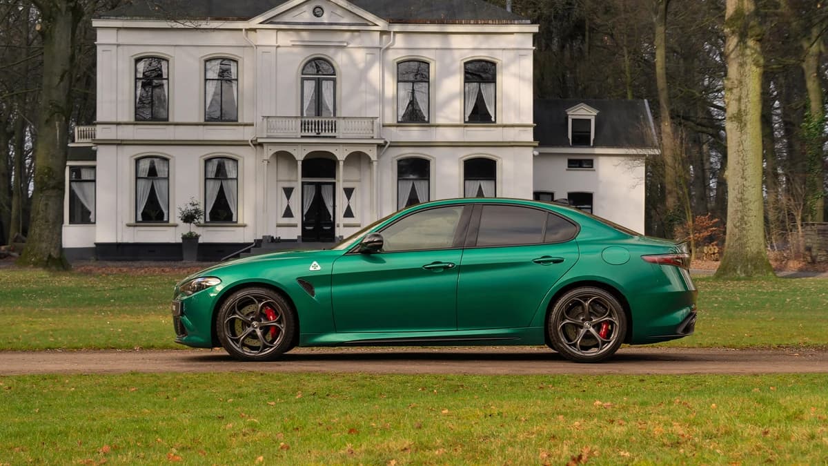 Alfa Romeo Romeo Giulia 2.9 V6 Quadrifoglio MY26 — foto 1