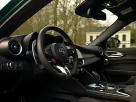 Alfa Romeo Romeo Giulia 2.9 V6 Quadrifoglio MY26 thumbnail 7