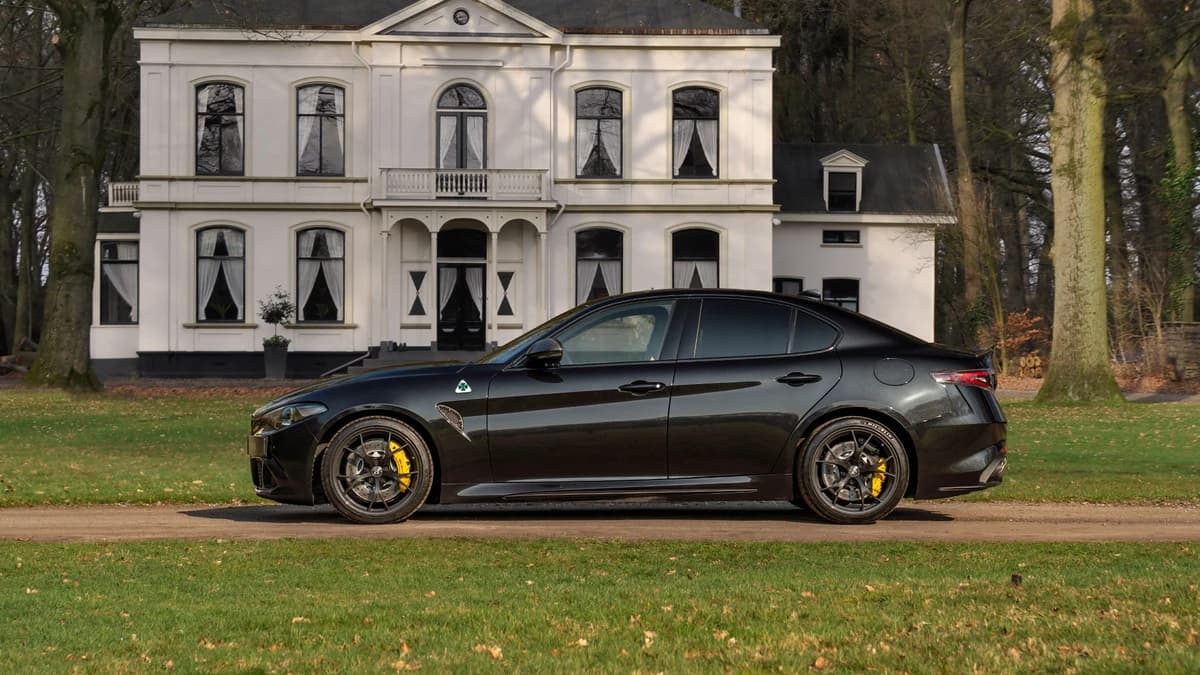 Alfa Romeo Romeo Giulia 2.9 V6 Quadrifoglio — foto 1