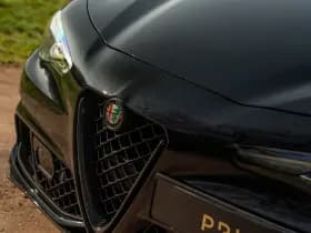 Alfa Romeo Romeo Giulia 2.9 V6 Quadrifoglio thumbnail 15