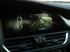 Alfa Romeo Romeo Giulia 2.9 V6 Quadrifoglio thumbnail 51