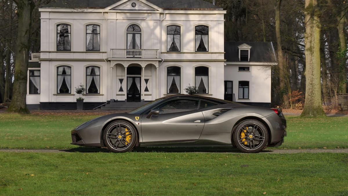 Ferrari 488 GTB — foto 1