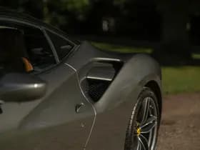 Ferrari 488 GTB thumbnail 4