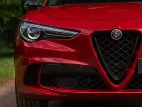 Alfa Romeo Romeo Stelvio 2.9 V6 AWD Quadrifoglio thumbnail 17