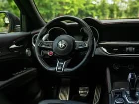 Alfa Romeo Romeo Stelvio 2.9 V6 AWD Quadrifoglio thumbnail 37