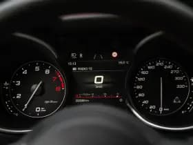 Alfa Romeo Romeo Stelvio 2.9 V6 AWD Quadrifoglio thumbnail 10