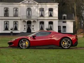 Ferrari 296 GTB 3.0 V6 | Rosso Mugello