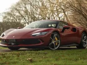 Ferrari 296 GTB 3.0 V6 | Rosso Mugello thumbnail 3