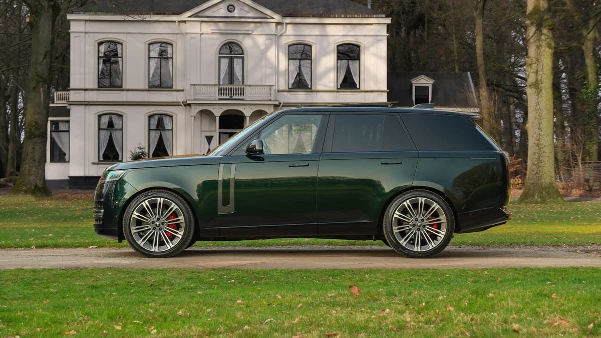 Land Rover Range Rover 3.0 D350 Autobiography MHEV | British Racing Green — foto 1