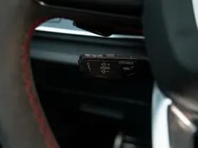 Audi RS Q8 4.0 TFSI Quattro thumbnail 43