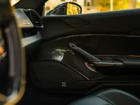 Ferrari 488 3.9 GTB HELE thumbnail 9