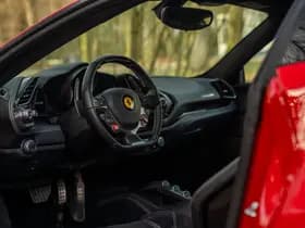 Ferrari 488 GTB | Racing seats | JBL | Carbon interior | Camera thumbnail 7