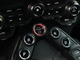 Aston Martin Vantage 4.0 V8 thumbnail 38